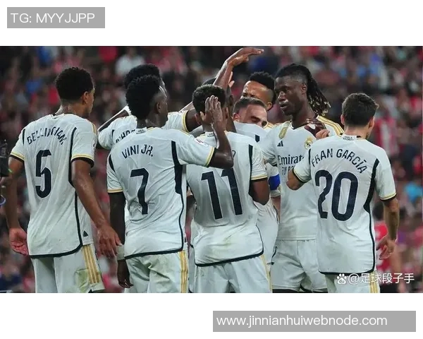 巴黎圣日耳曼瞄准新星科内或将报价6000万欧元引发关注 巴黎圣日耳曼瞄准新星科内或将报价6000万欧元引发关注