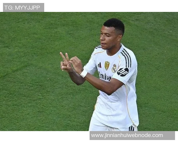 独立摄像机揭示姆巴佩场上言语抱怨对手拖延时间及补时不足问题