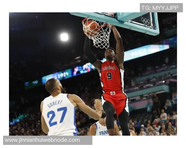 卡梅隆托马斯半场表现抢眼10投6中贡献18分3篮板6助攻1抢断 卡梅隆托马斯半场表现抢眼10投6中贡献18分3篮板6助攻1抢断