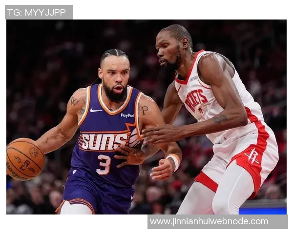 乌度卡调侃狄龙全场互动揭秘两人赛场幽默瞬间